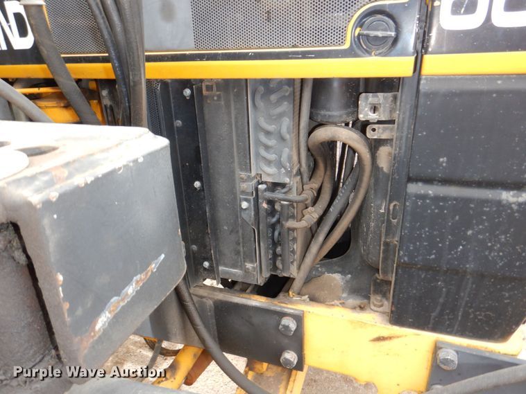 image for item DN7386 New Holland 6640  tractor