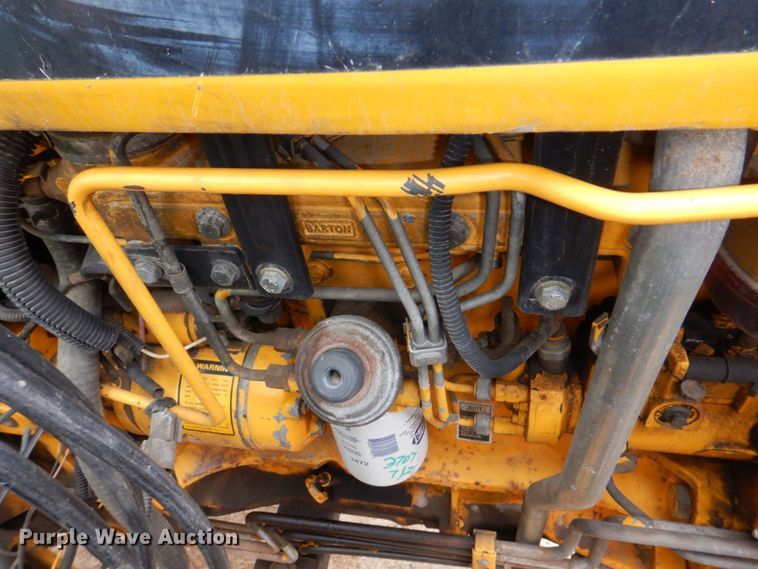 image for item DN7386 New Holland 6640  tractor