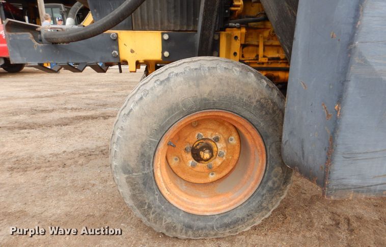 image for item DN7386 New Holland 6640  tractor