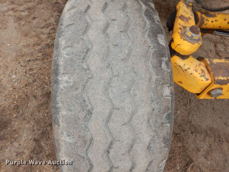 image for item DN7386 New Holland 6640  tractor