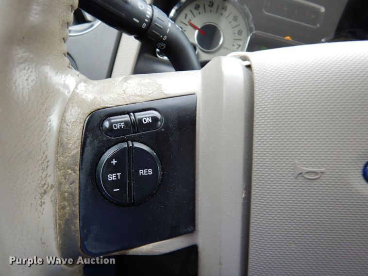 image for item DN7392 2010 Ford Expedition XLT  SUV