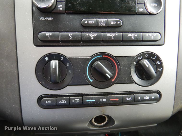 image for item DN7392 2010 Ford Expedition XLT  SUV