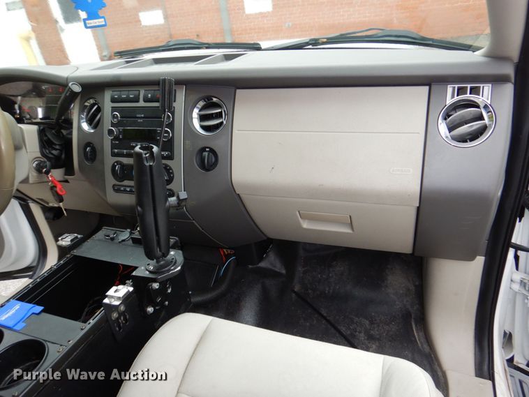 image for item DN7392 2010 Ford Expedition XLT  SUV