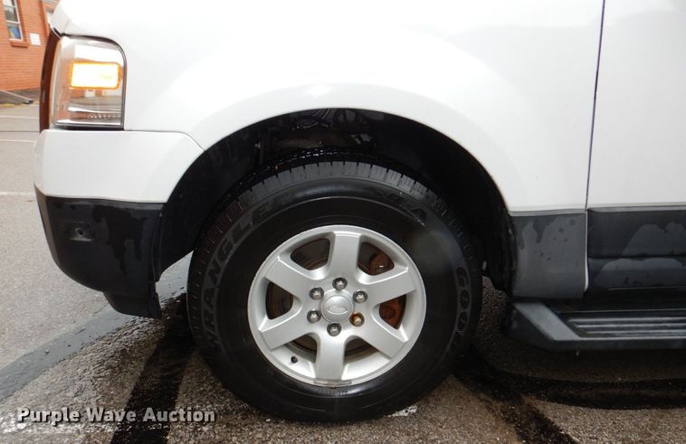 image for item DN7392 2010 Ford Expedition XLT  SUV