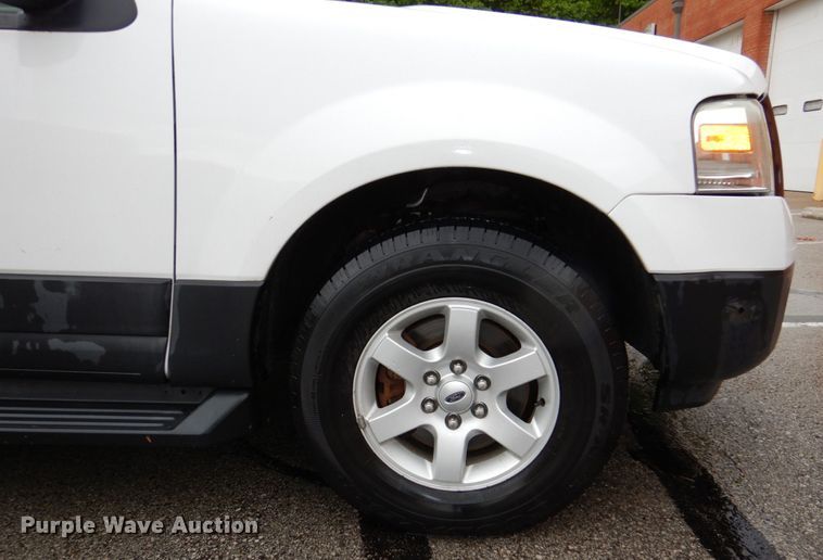 image for item DN7392 2010 Ford Expedition XLT  SUV