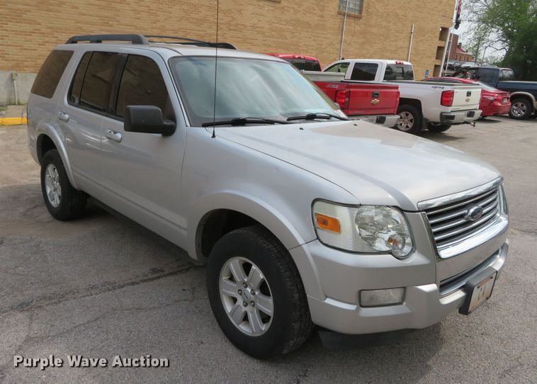 image for item DN7980 2010 Ford Explorer XLT  SUV