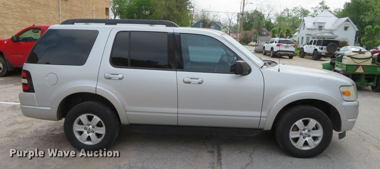 image for item DN7980 2010 Ford Explorer XLT  SUV