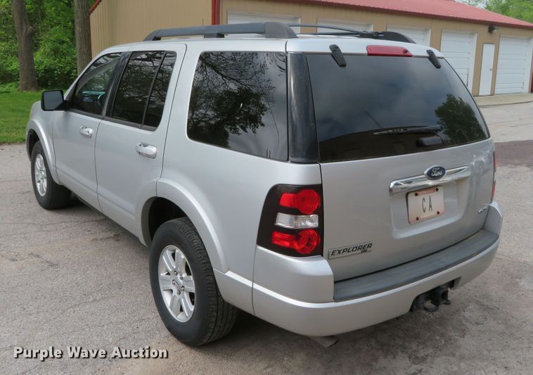 image for item DN7980 2010 Ford Explorer XLT  SUV