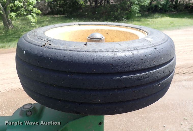 image for item DP4629 John Deere HX15  batwing rotary mower