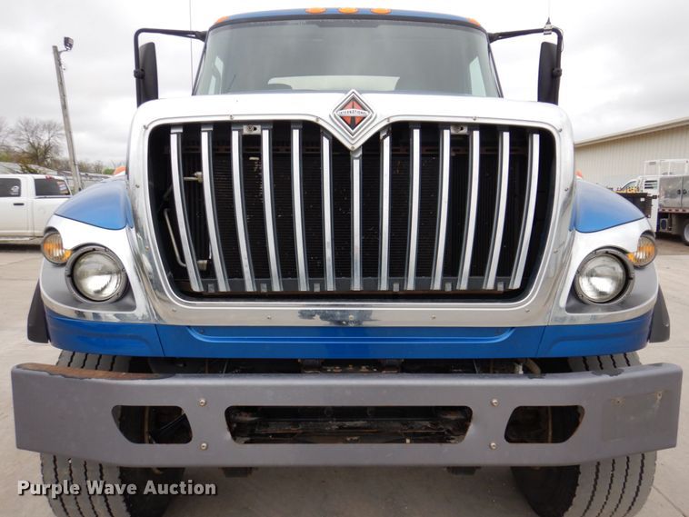 image for item DP5457 2012 International WorkStar 7500  vacuum truck