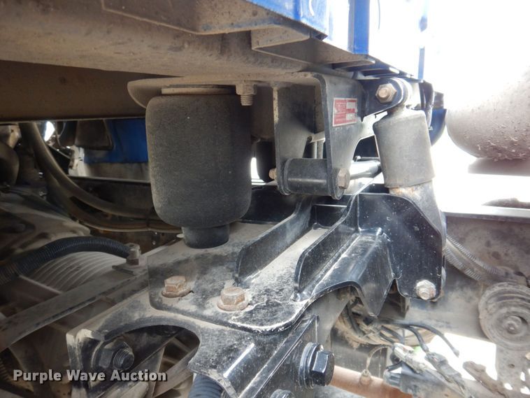 image for item DP5457 2012 International WorkStar 7500  vacuum truck