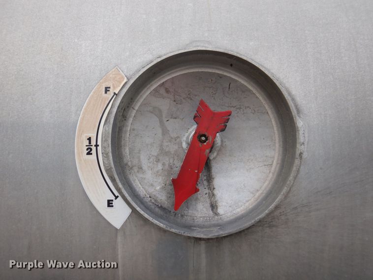 image for item DP5457 2012 International WorkStar 7500  vacuum truck