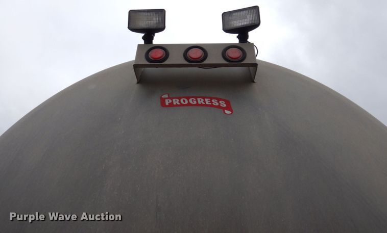 image for item DP5457 2012 International WorkStar 7500  vacuum truck