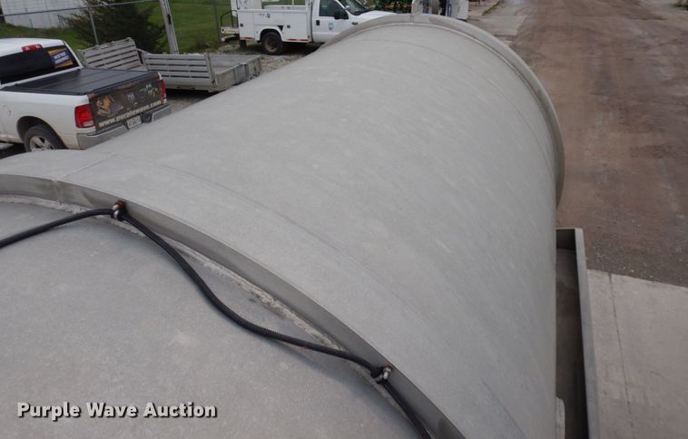 image for item DP5457 2012 International WorkStar 7500  vacuum truck