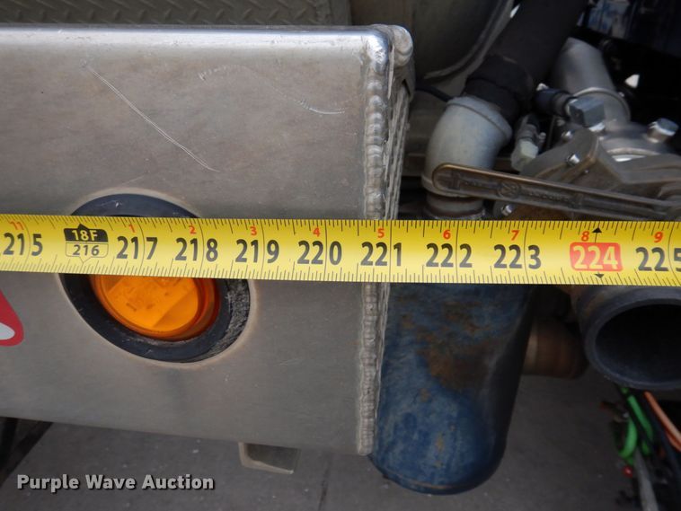 image for item DP5457 2012 International WorkStar 7500  vacuum truck