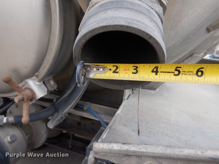 image for item DP5457 2012 International WorkStar 7500  vacuum truck