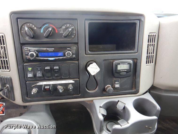 image for item DP5457 2012 International WorkStar 7500  vacuum truck