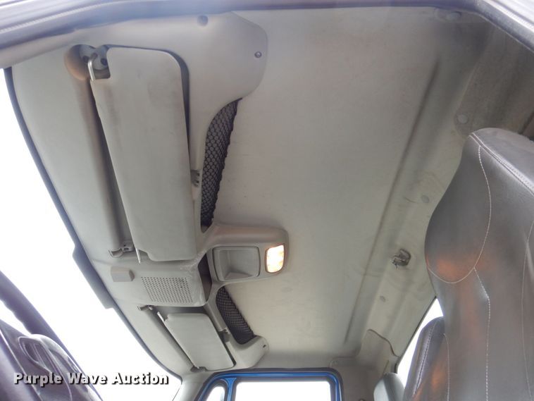 image for item DP5457 2012 International WorkStar 7500  vacuum truck