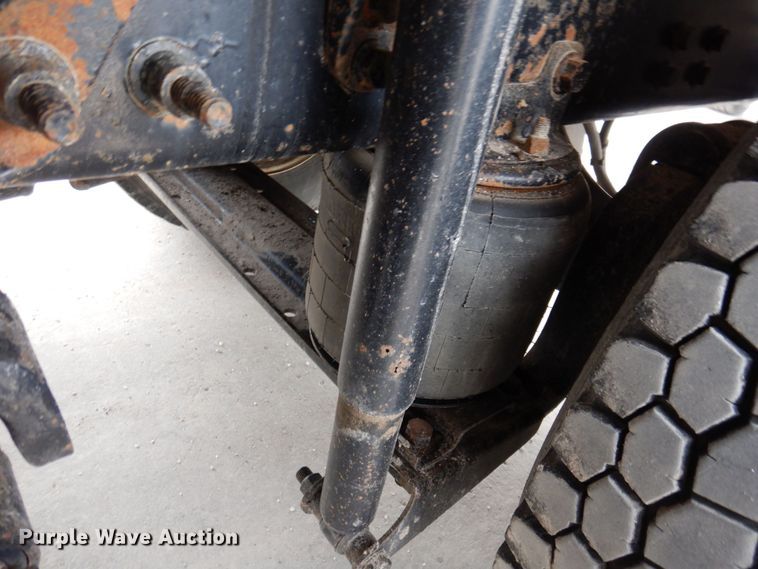 image for item DP5457 2012 International WorkStar 7500  vacuum truck