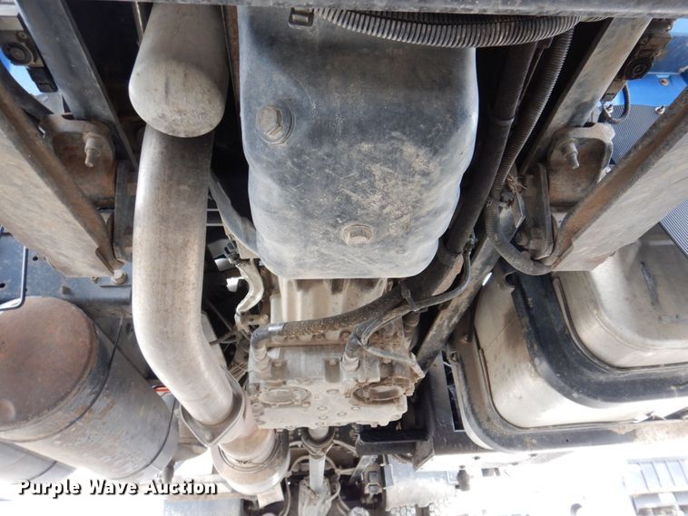 image for item DP5457 2012 International WorkStar 7500  vacuum truck