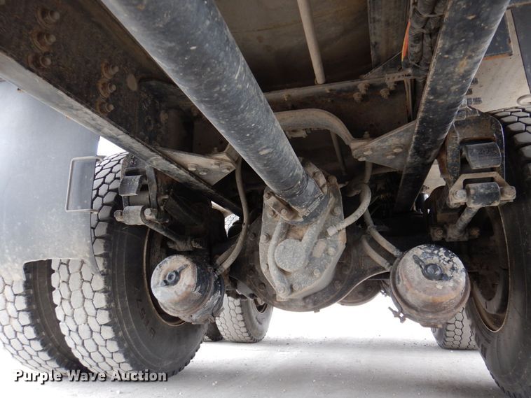 image for item DP5457 2012 International WorkStar 7500  vacuum truck