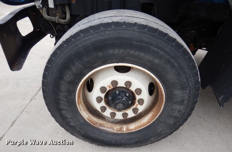 image for item DP5457 2012 International WorkStar 7500  vacuum truck