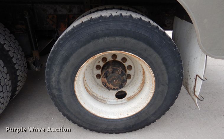 image for item DP5457 2012 International WorkStar 7500  vacuum truck