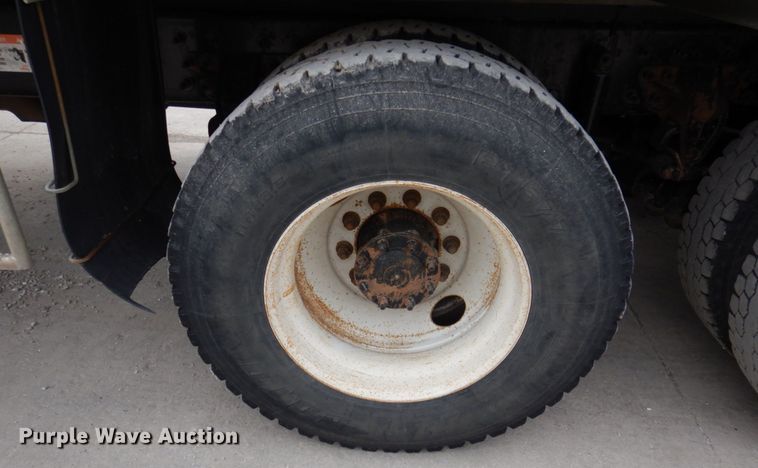 image for item DP5457 2012 International WorkStar 7500  vacuum truck