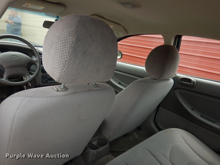 image for item DT9800 2004 Dodge Stratus