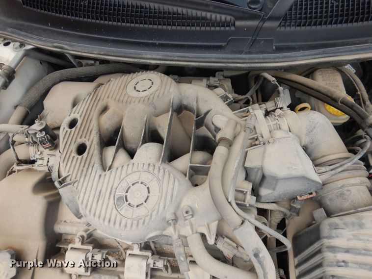 image for item DT9800 2004 Dodge Stratus