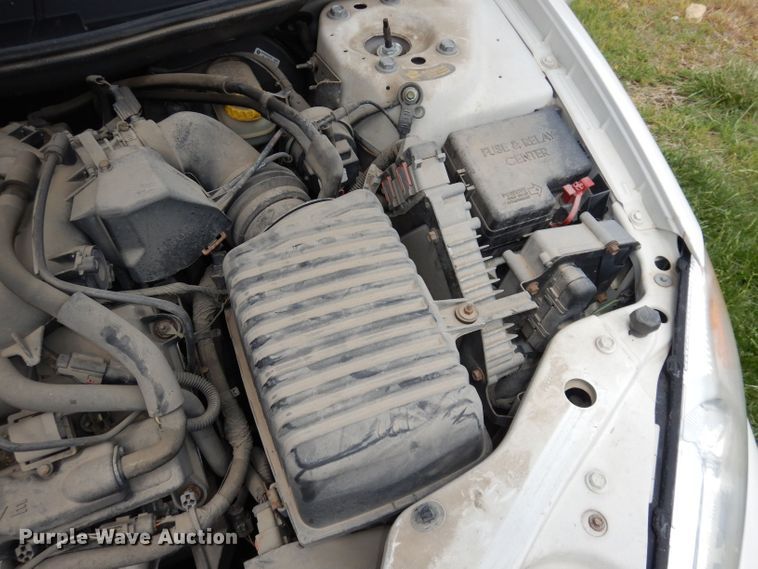 image for item DT9800 2004 Dodge Stratus