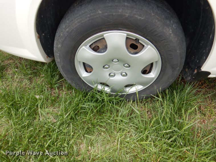 image for item DT9800 2004 Dodge Stratus