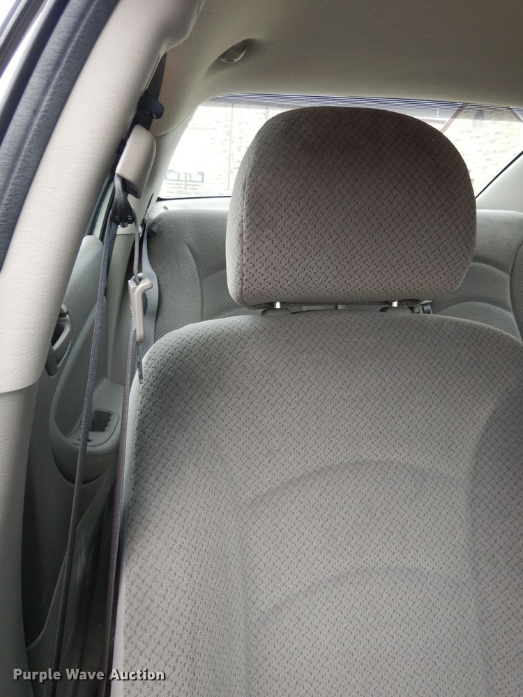 image for item DT9800 2004 Dodge Stratus