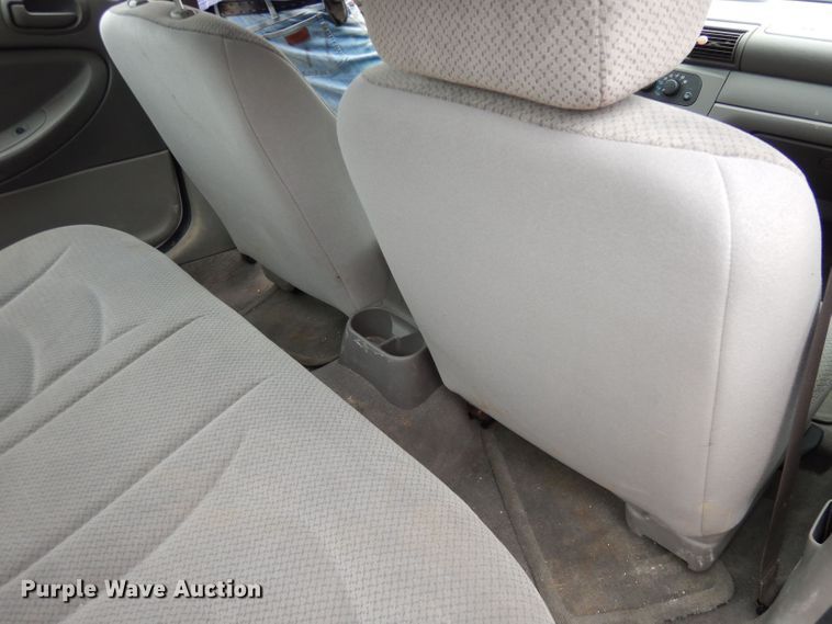 image for item DT9800 2004 Dodge Stratus