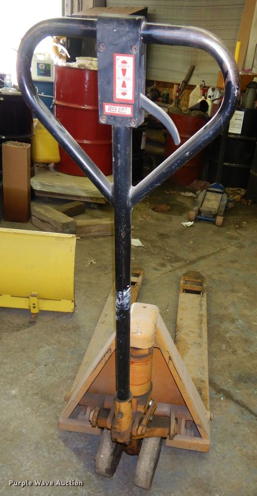 image for item DT9801 John Deere 309 Series  blade