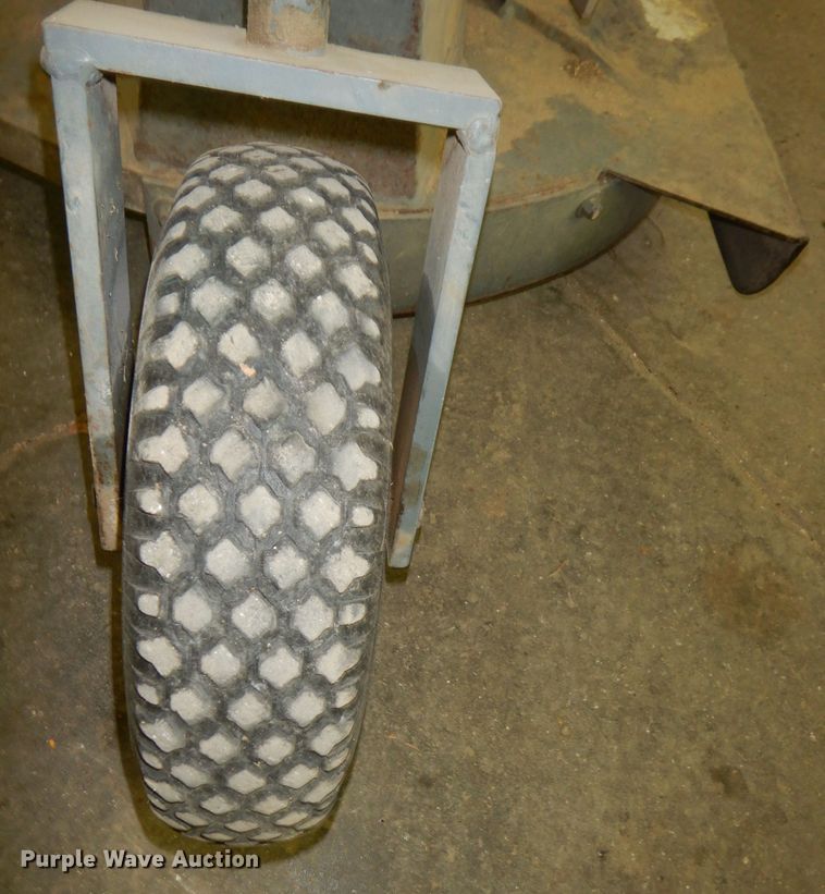 image for item DT9802 Heckendorn 36PV68  lawn mower