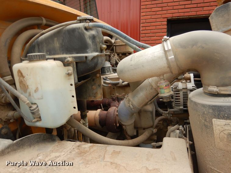 image for item DT9804 2001 Freightliner FS65  school bus