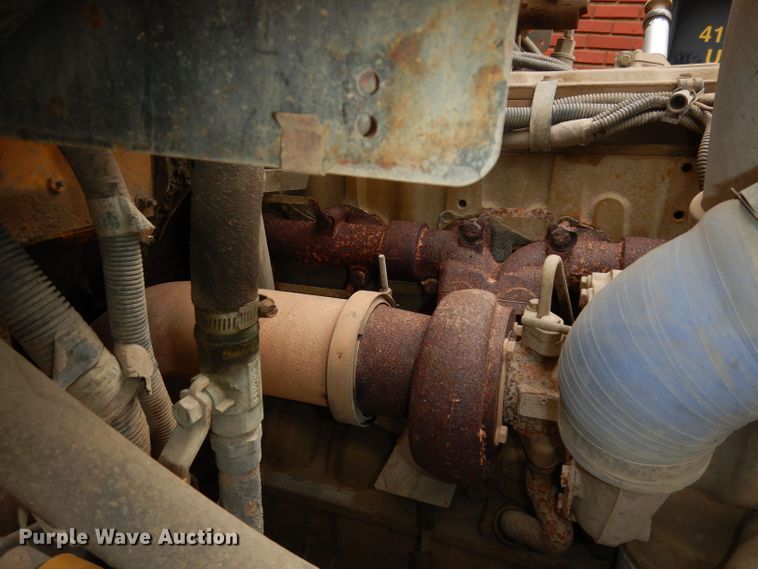 image for item DT9804 2001 Freightliner FS65  school bus