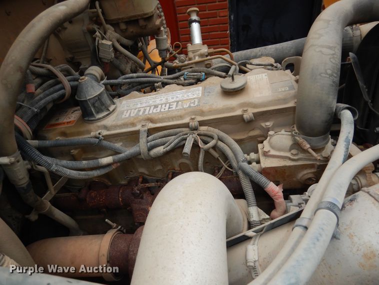 image for item DT9804 2001 Freightliner FS65  school bus