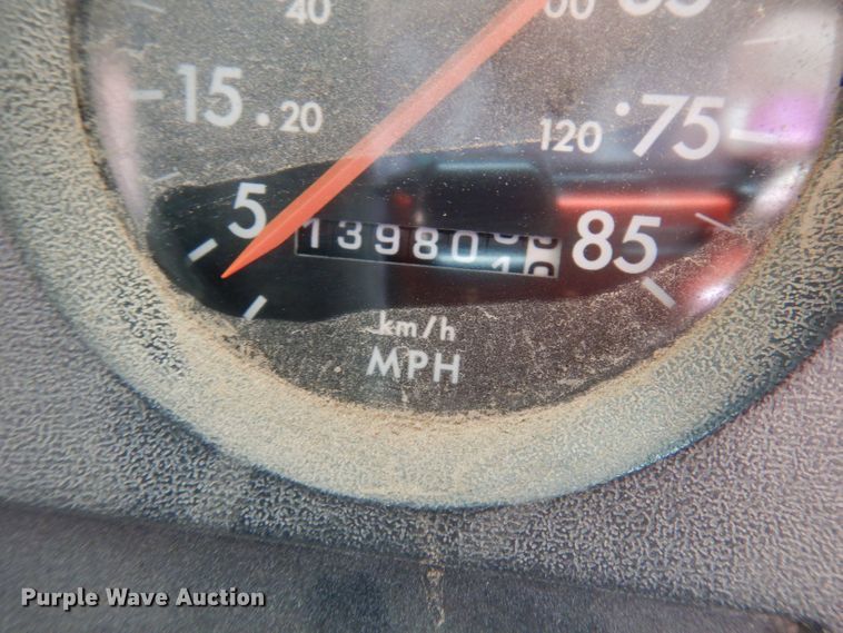 image for item DT9804 2001 Freightliner FS65  school bus