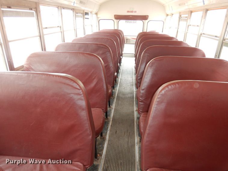 image for item DT9804 2001 Freightliner FS65  school bus