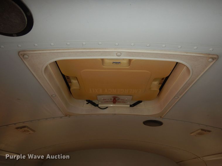 image for item DT9804 2001 Freightliner FS65  school bus