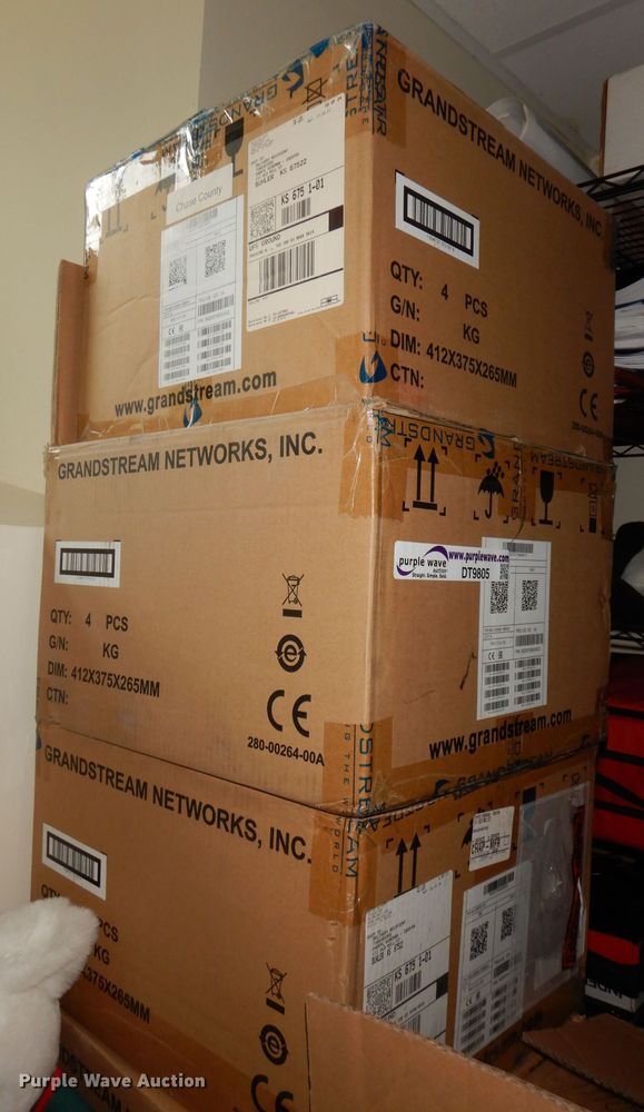 image for item DT9805 Approximately 25 phones