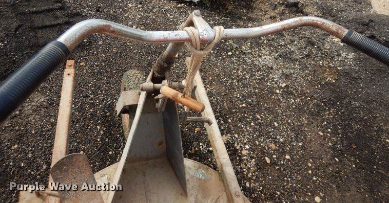 image for item DT9807 Heckendorn 36ACB72  lawn mower