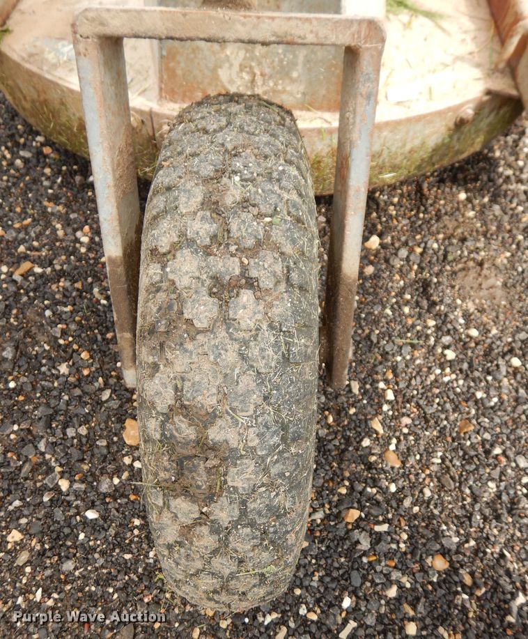 image for item DT9807 Heckendorn 36ACB72  lawn mower