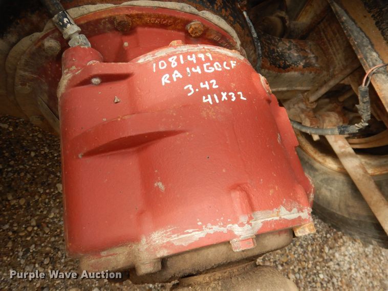 image for item DT9808 1990 International 9300  semi truck