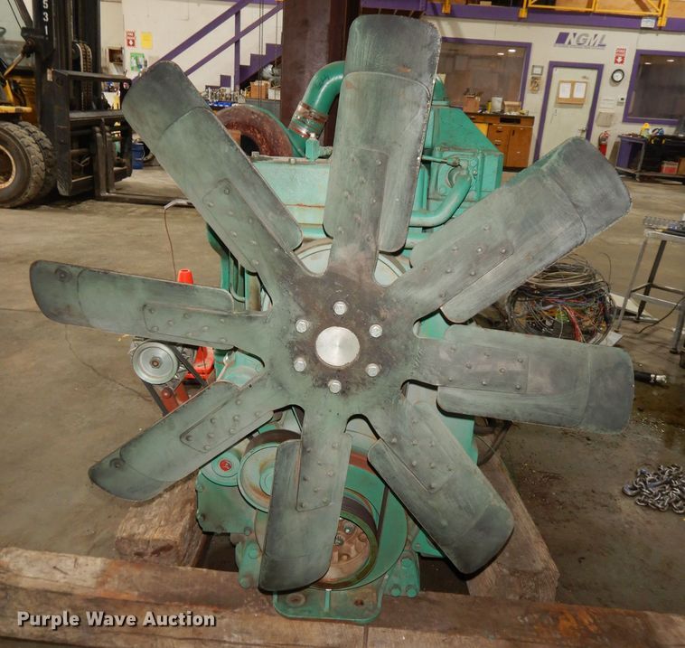 image for item DT9854 Cummins  engine