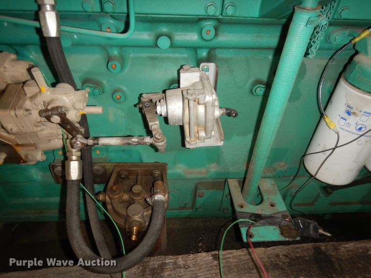 image for item DT9854 Cummins  engine