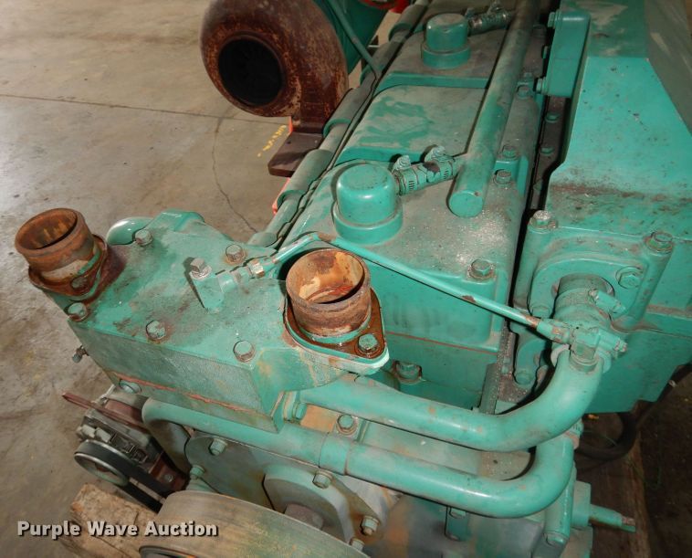 image for item DT9854 Cummins  engine