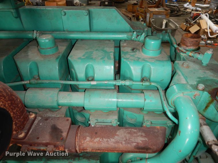 image for item DT9854 Cummins  engine